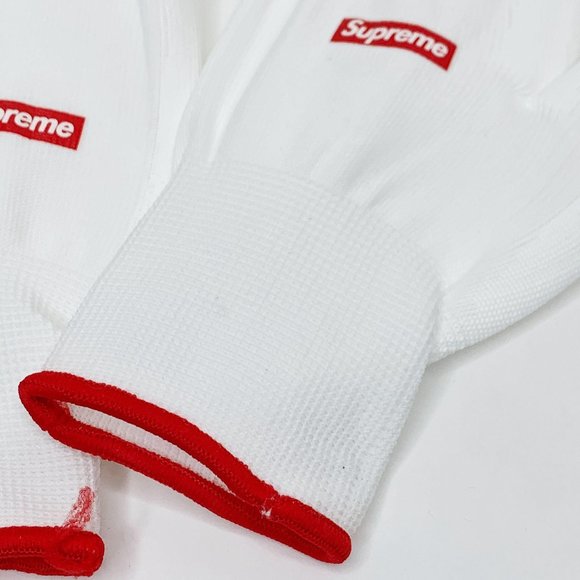 Supreme Rubberized 2020 Gloves NEW IN PLASTIC $125 - Picture 5 of 8